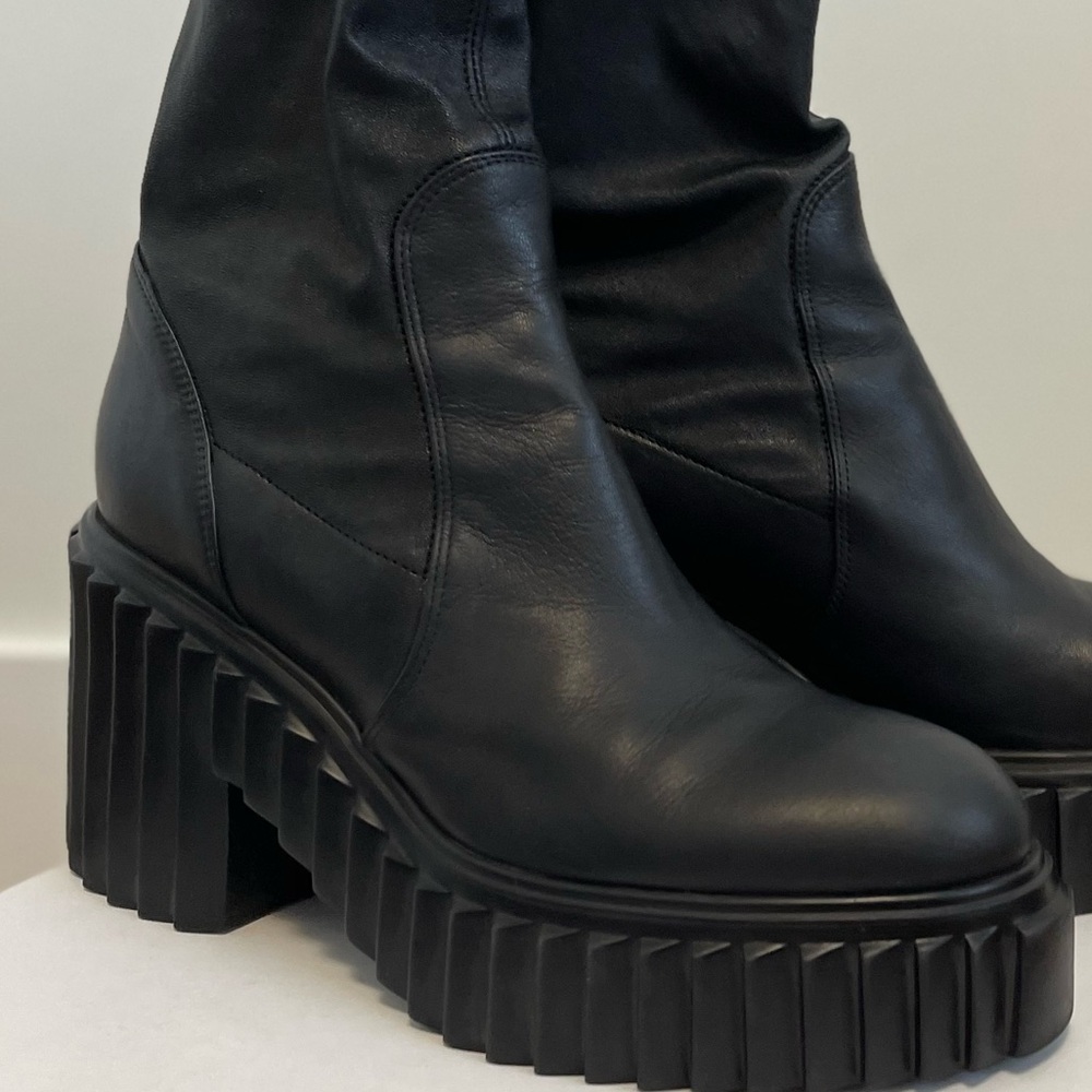 AGL Tiggy Sock booties Size 41 leather combat boot pull on style black boots - Picture 13 of 13